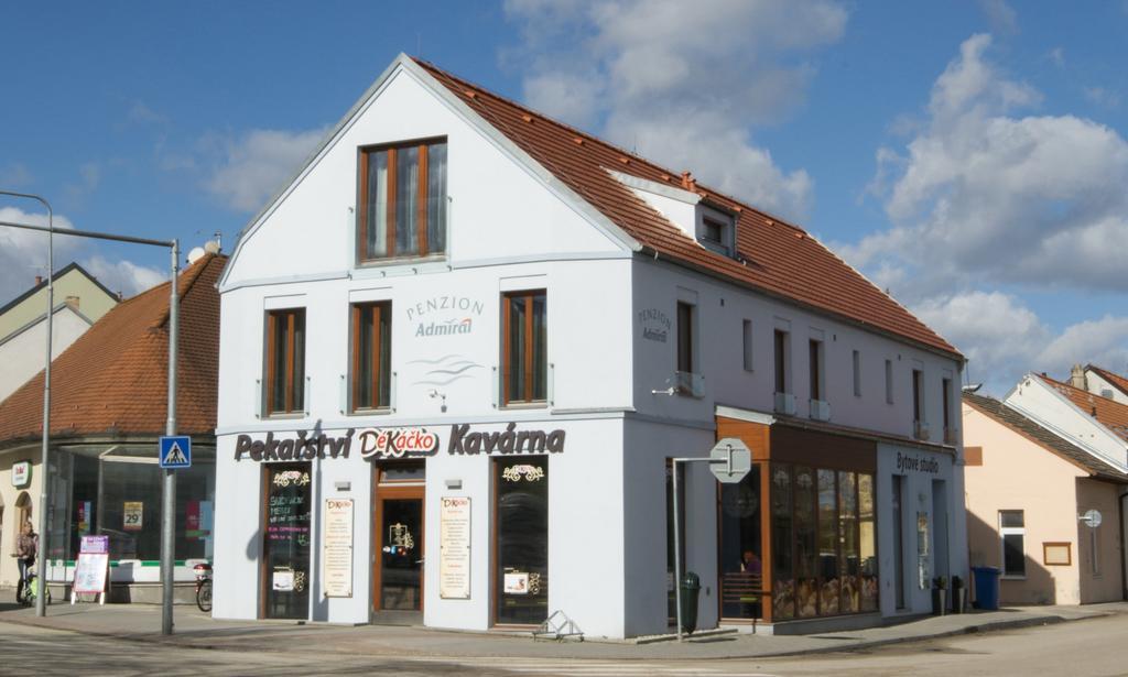 Penzion Admirál Třeboň Kültér fotó